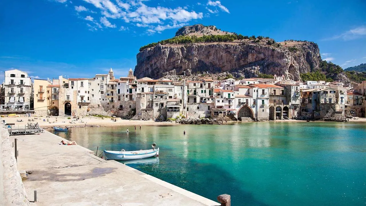 Holiday home Casa Vacanze Stephanie Cefalu